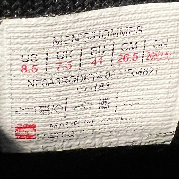 Mens THE NORTH FACE Touji Mid Lace Black Lightweight Shoes / Size 8.5 - Picture 8 of 8